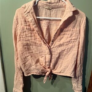 Women's Pink Button-Up Top